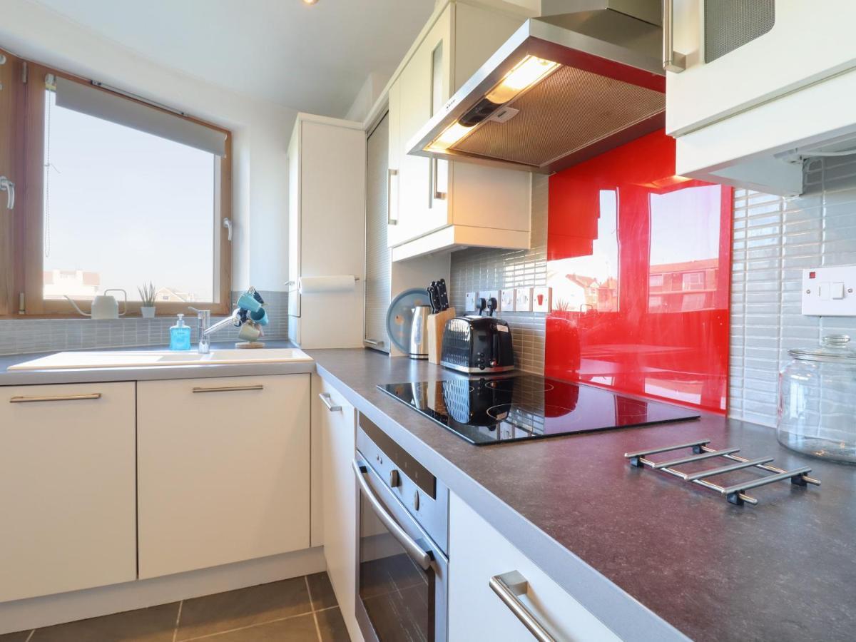 Flat 19 By The Beach Harwich Esterno foto