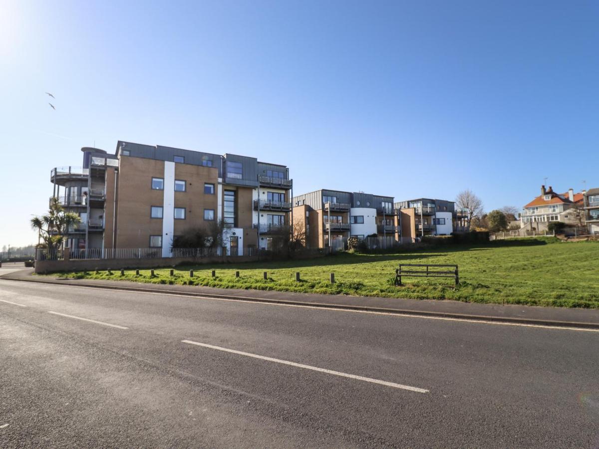 Flat 19 By The Beach Harwich Esterno foto